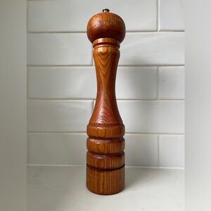 Vintage Baribocraft 12” Wooden Pepper Mill